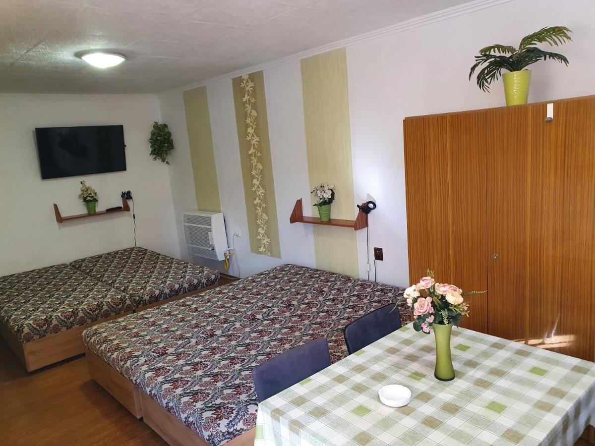 Privat U Jozefa Foeldesa Velky Meder Exterior foto